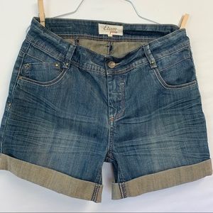 Etam Jean cuffed Shorts.